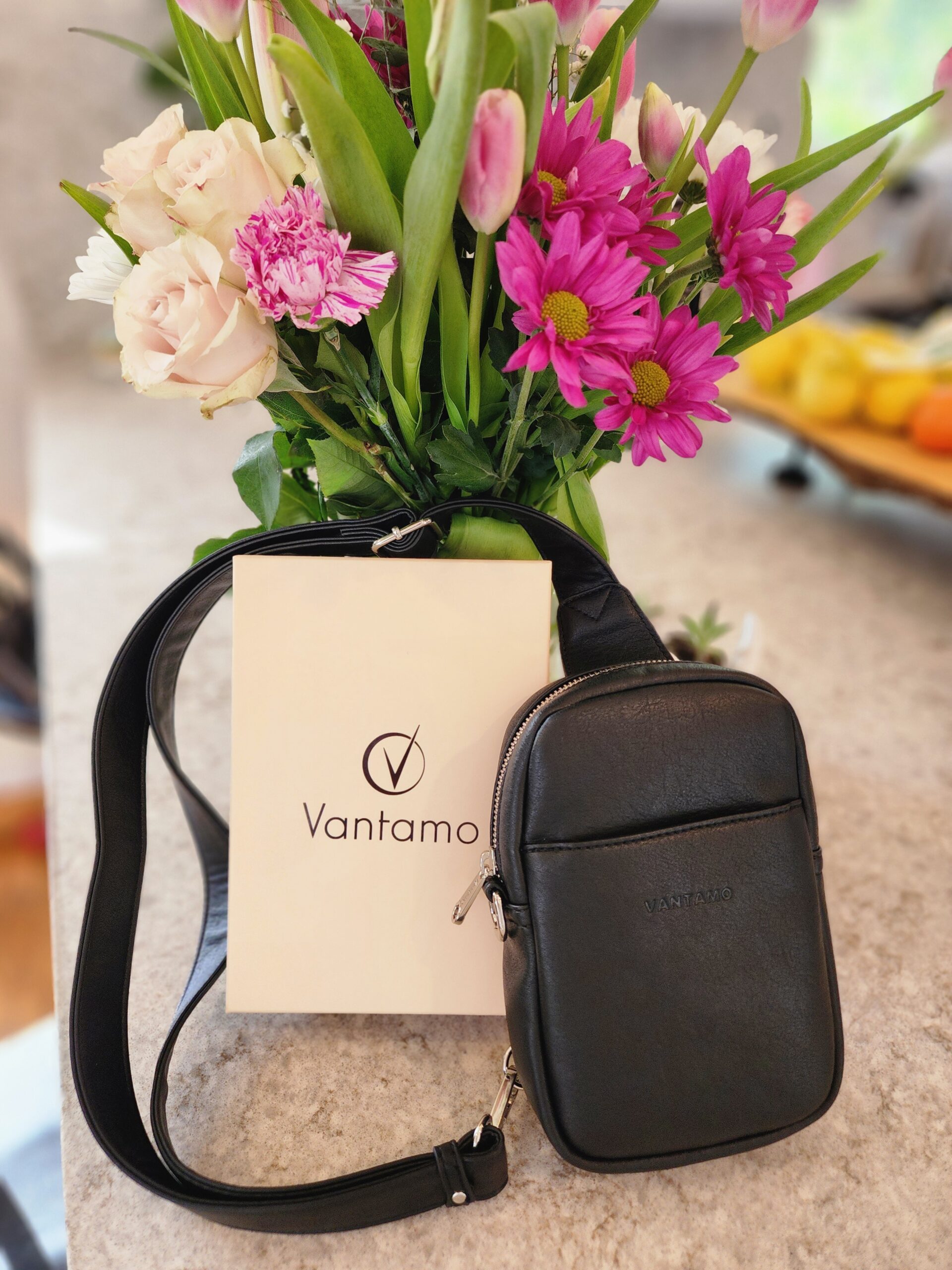 vanamo crossbody bag