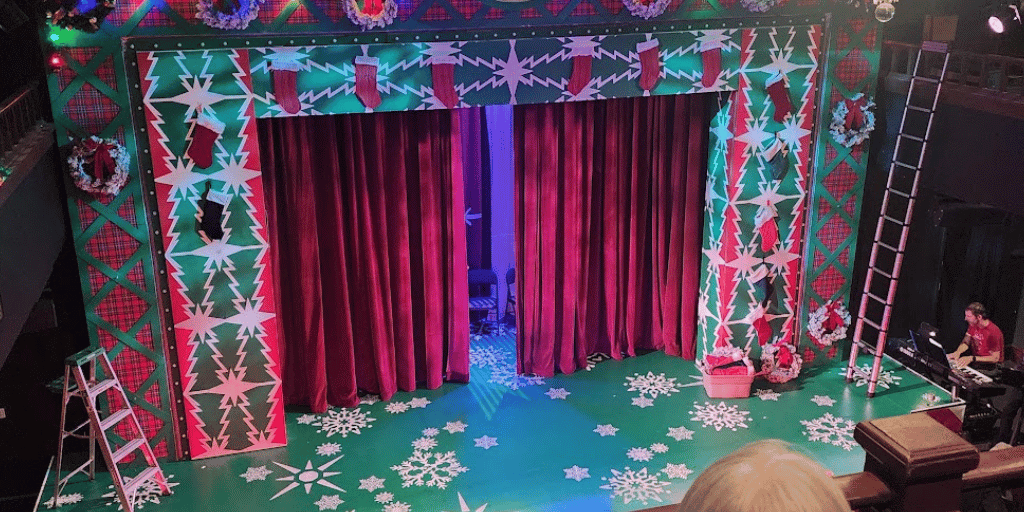 balcony view from the Oregon Cabaret Theater