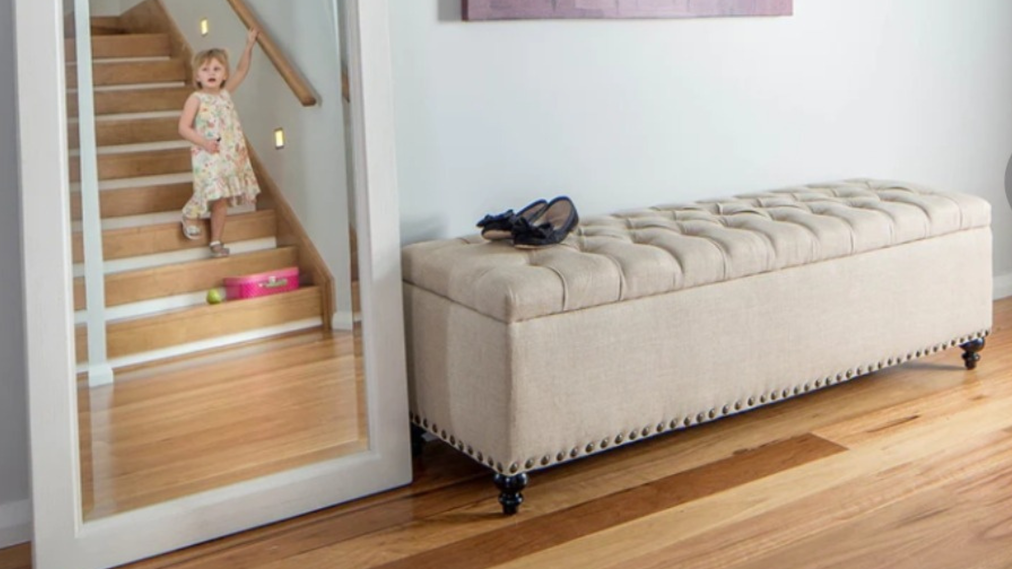 5 Reasons Why You Should Always Have a Storage Ottoman at Home
