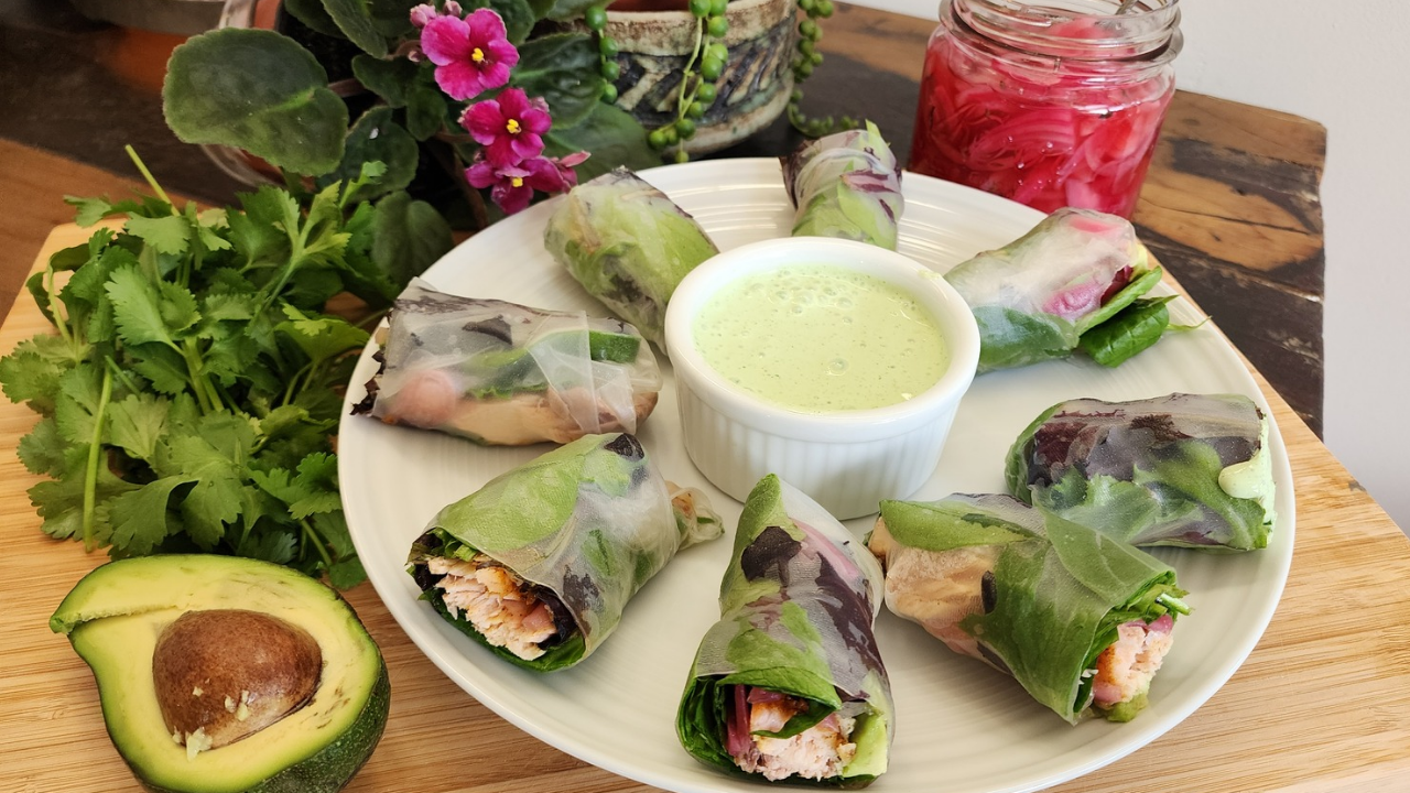 Salmon Summer Rolls with Creamy Cilantro Dipping Sauce