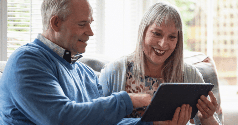 How to Tell if It’s Time For a 55+ Community For Your Loved One