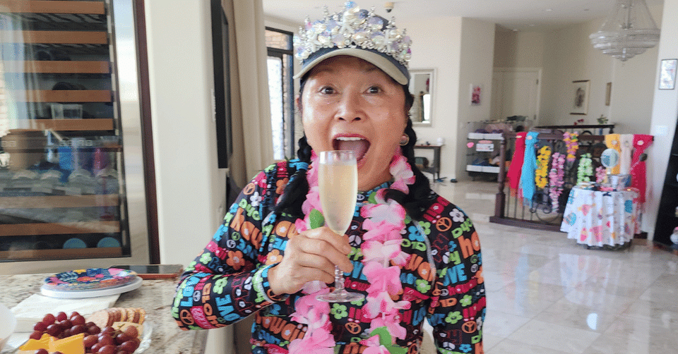 The no alcohol bubbly was a hit with my friends at our tropical party!