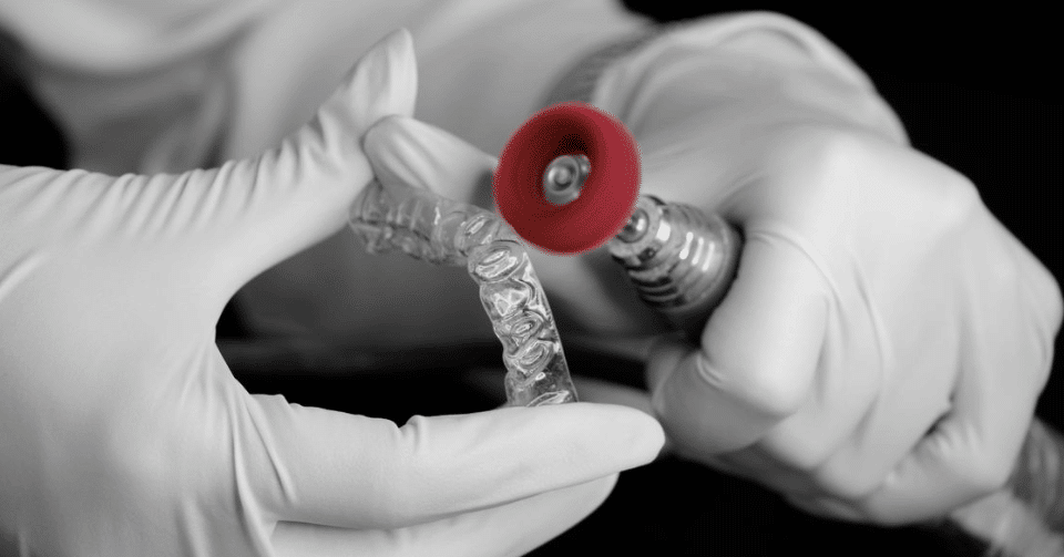 How to Keep Clear Aligners Clean and Odor-Free