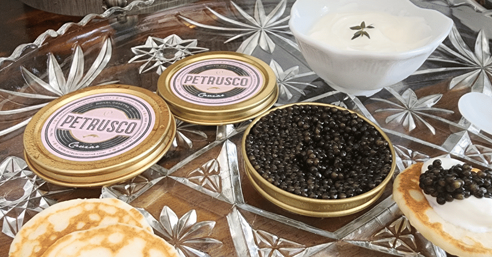 Petrusco Caviar at home
