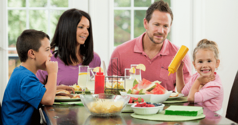 How to Make Family Dinner a Fun Experience